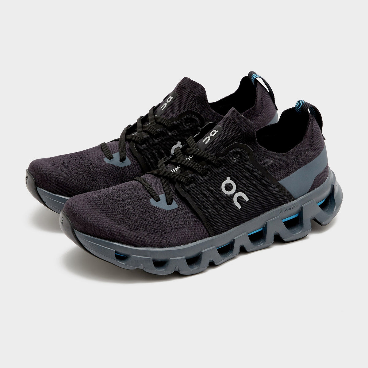 Black On Running Cloudswift