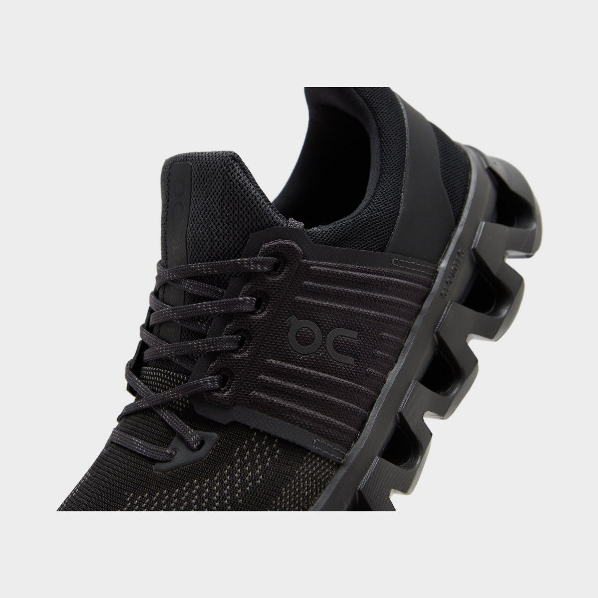 Black On Running Cloudswift 4 AD Women's