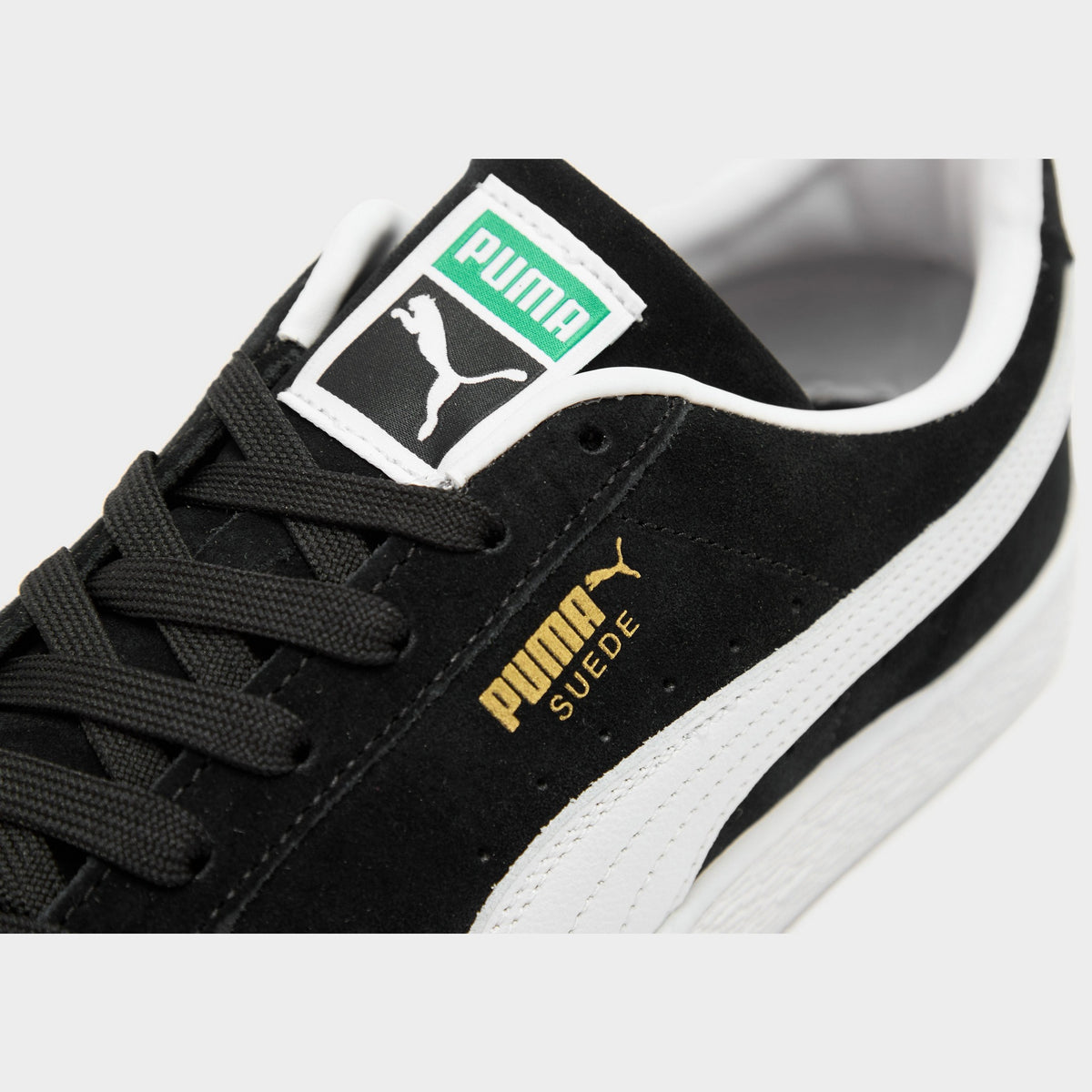 Black PUMA Suede Classic