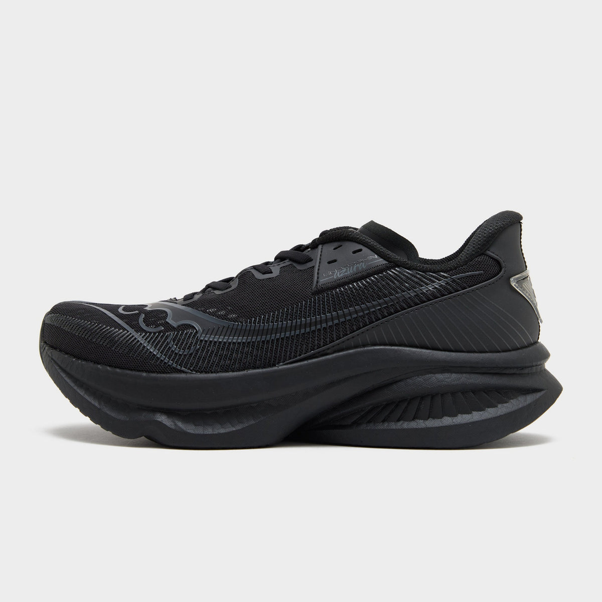 Black Saucony Endorphin Azura