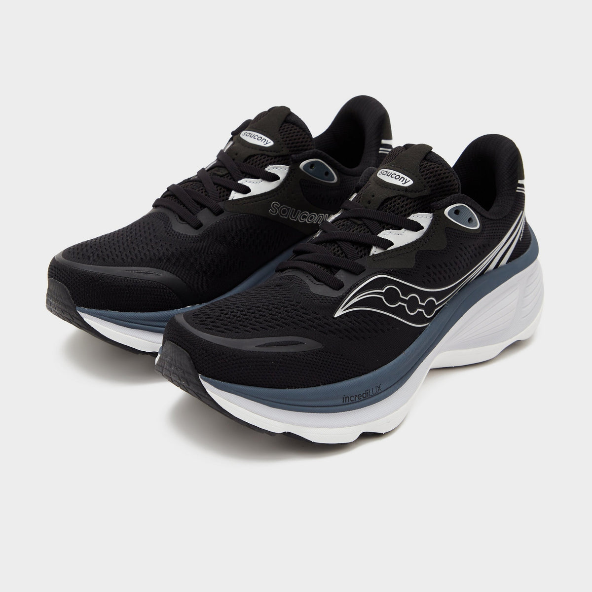 Black Saucony HURRICANE 26