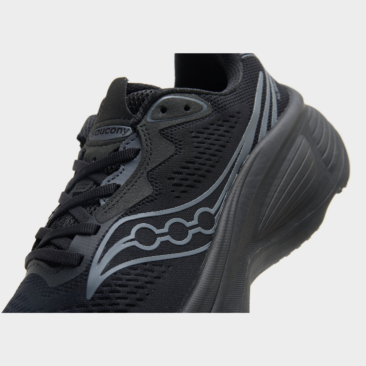 Black Saucony HURRICANE 26