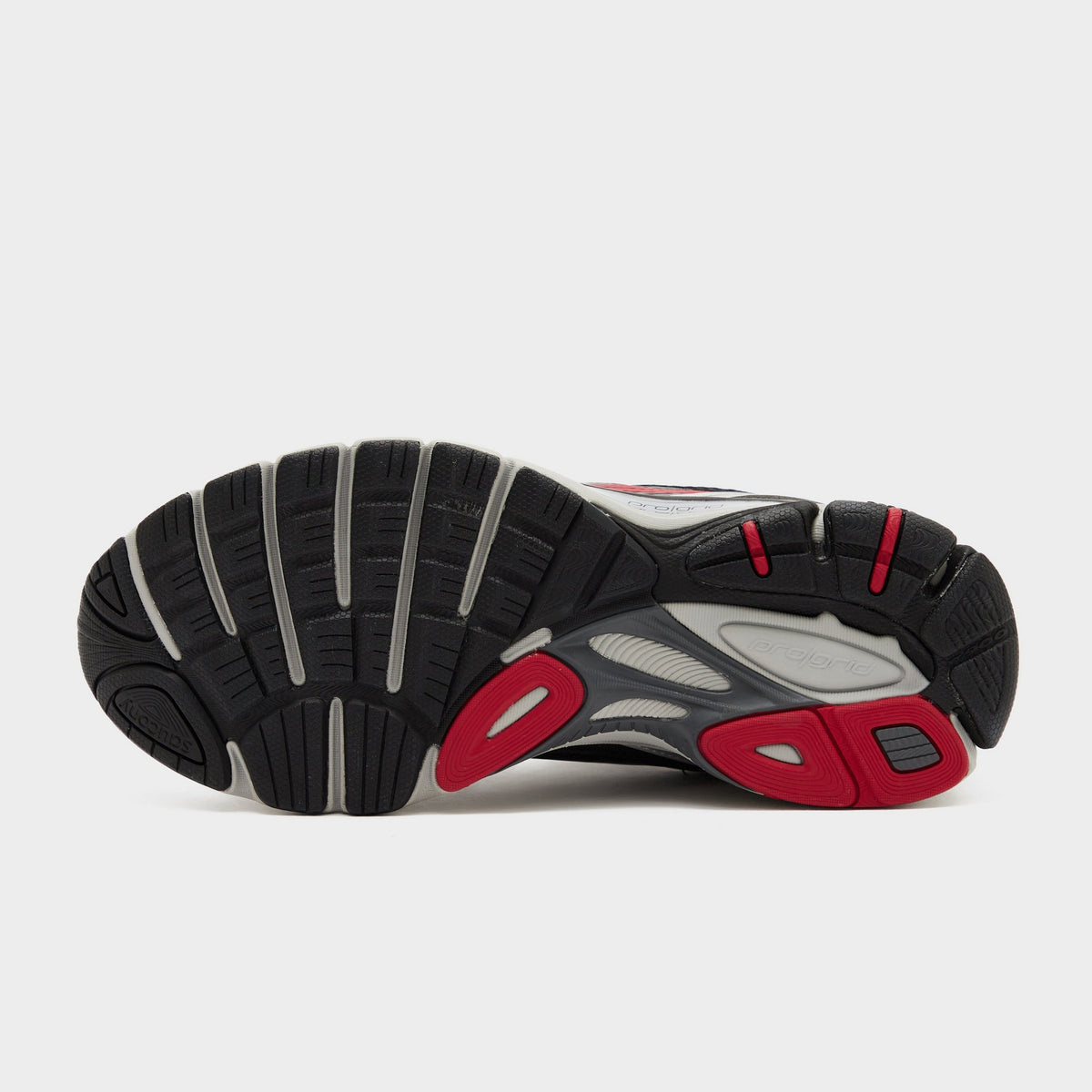 Black Saucony ProGrid Guide 7