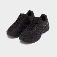 Black Saucony ProGrid Omni 9 Armor
