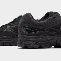 Black Saucony ProGrid Omni 9 Armor