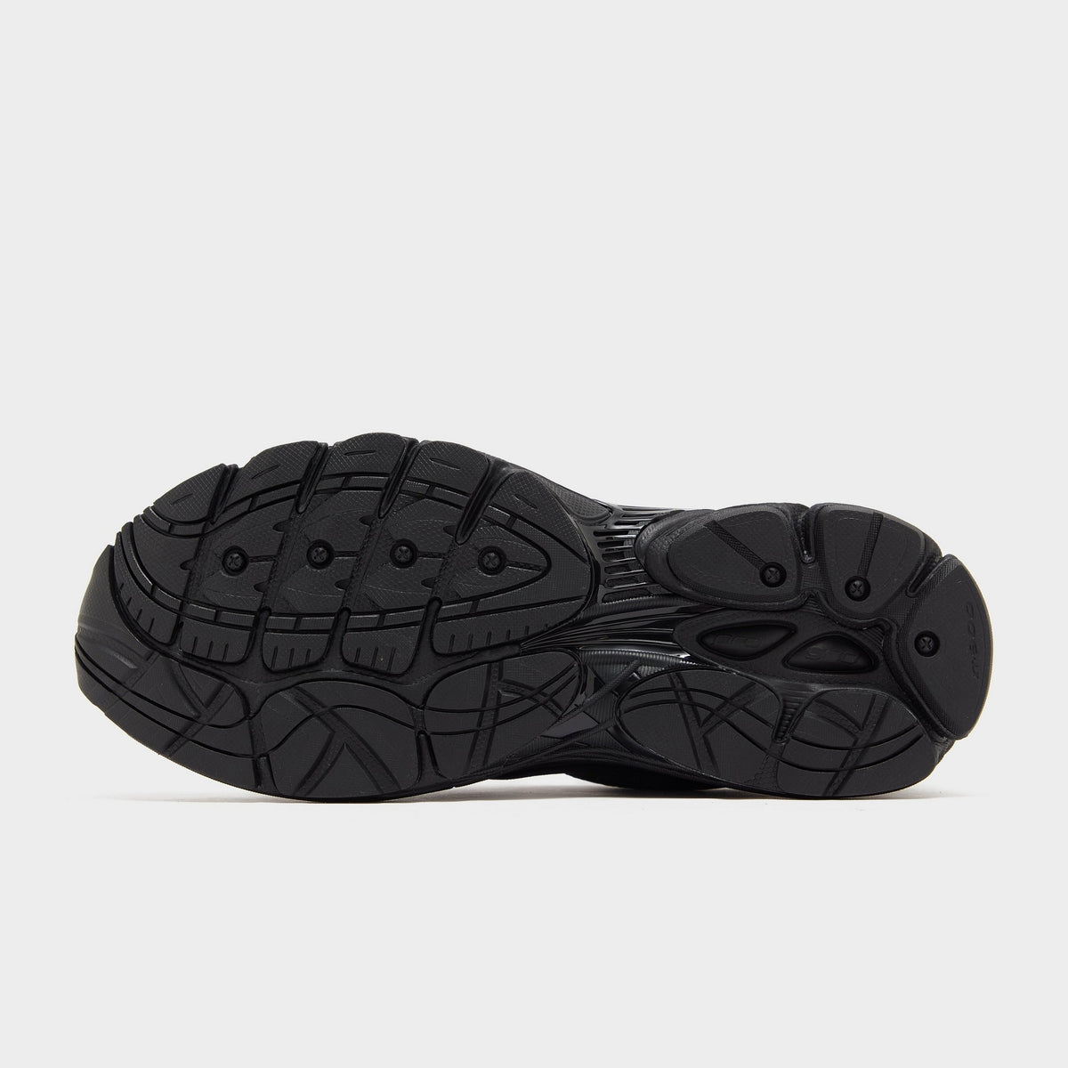 Black Saucony ProGrid Omni 9 Armor