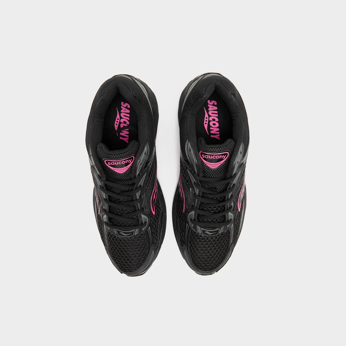 Black Saucony ProGrid Omni 9 OG
