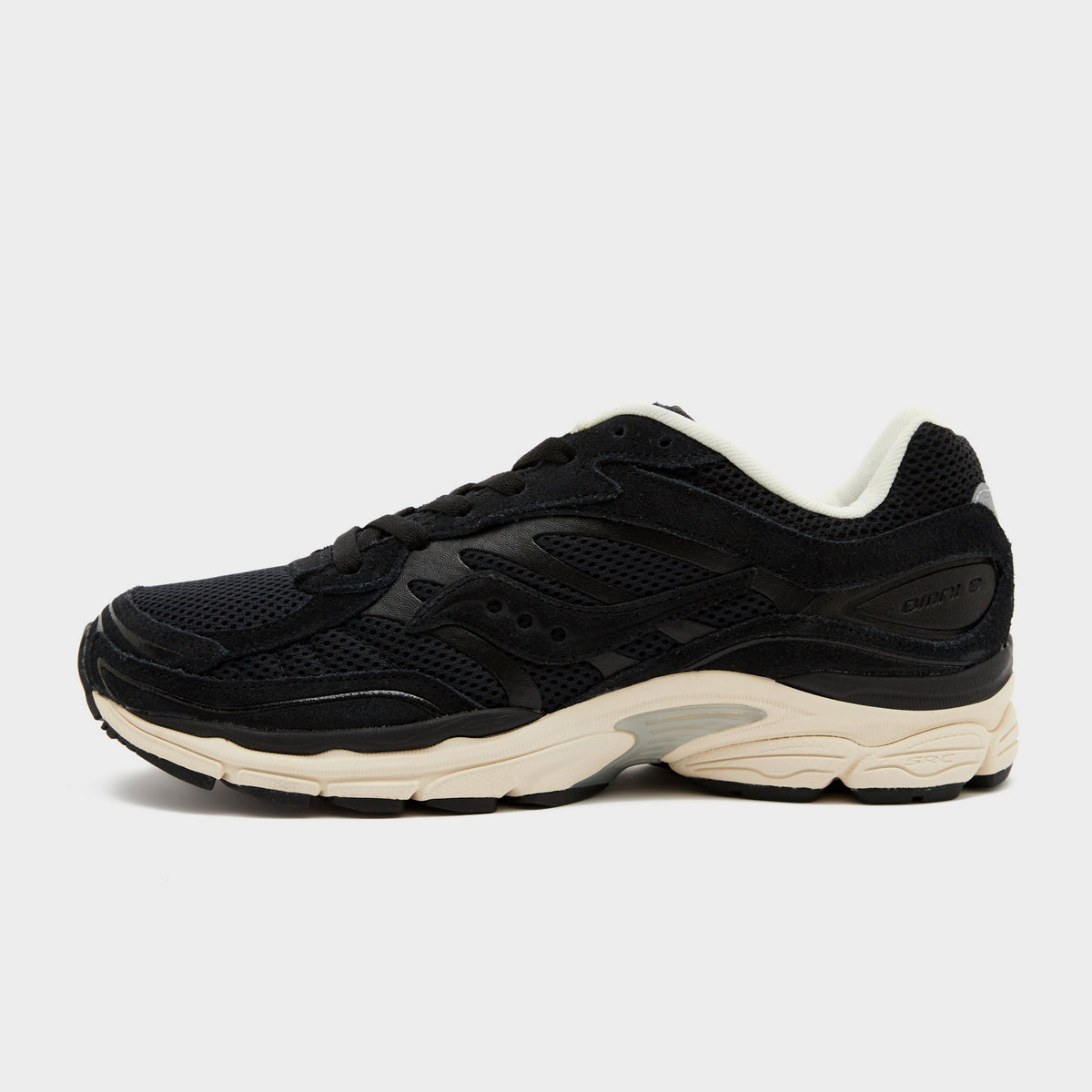 Black Saucony ProGrid Omni 9 Premium