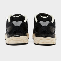 Black Saucony ProGrid Omni 9 Premium
