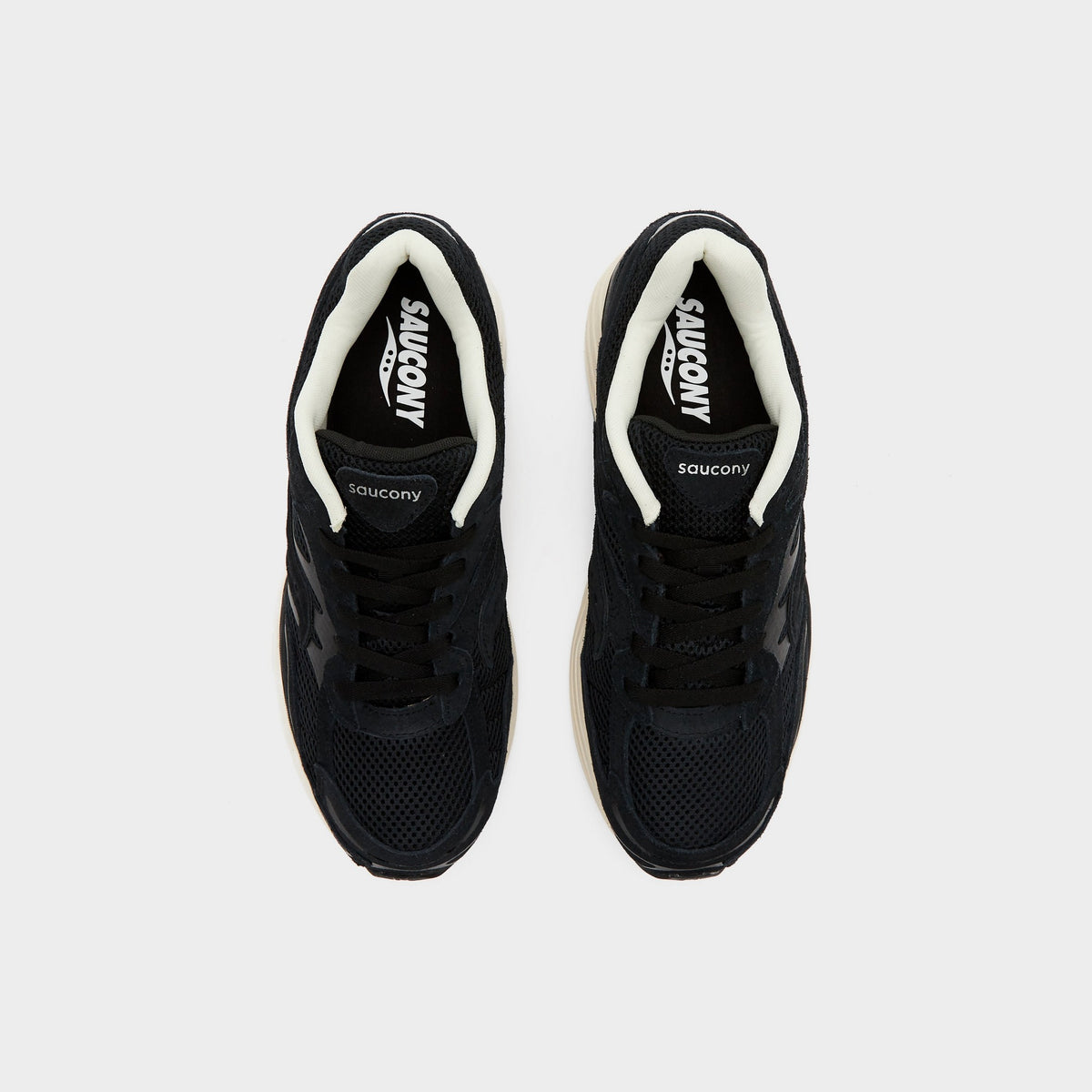 Black Saucony ProGrid Omni 9 Premium