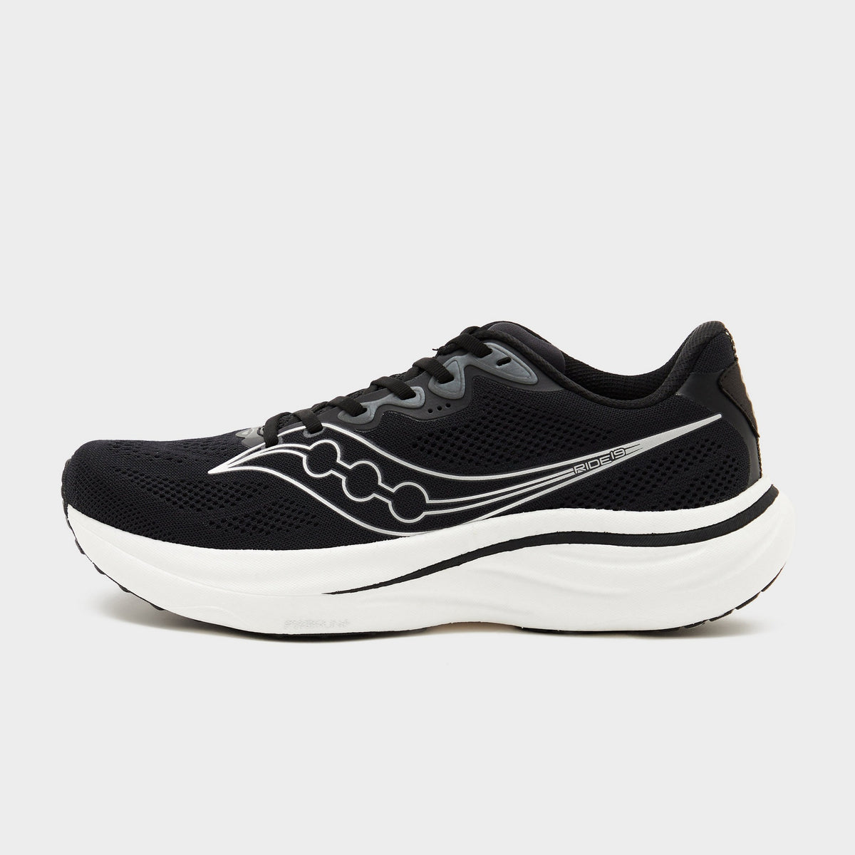 Black Saucony Ride 19