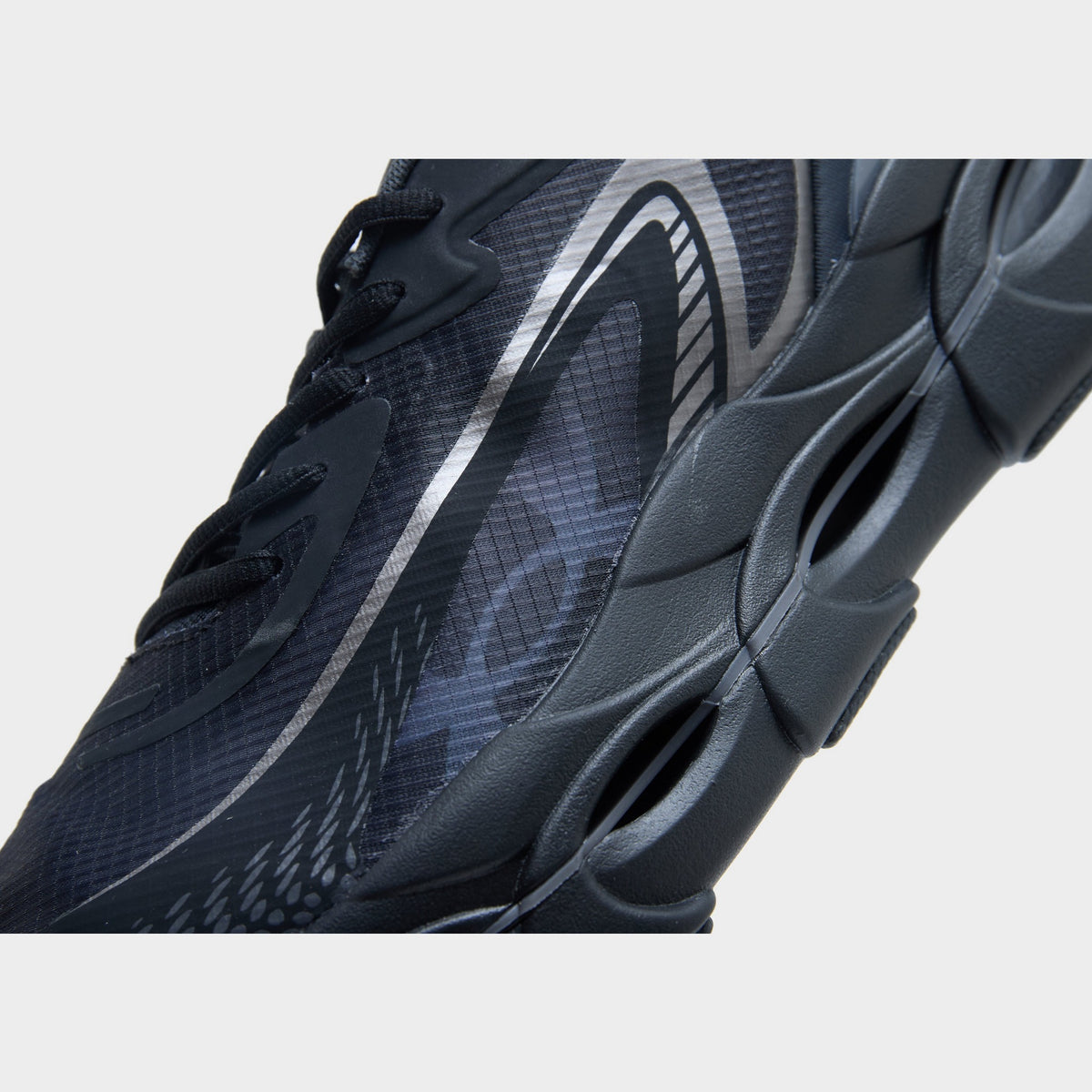 Black Under Armour HB Racer 2