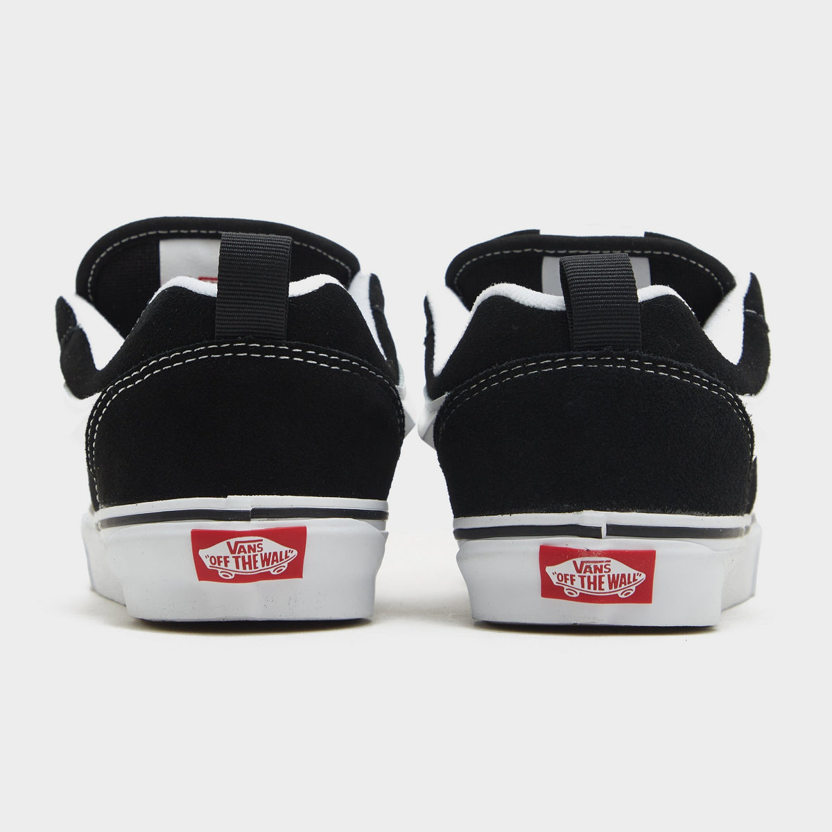 Black Vans Knu Skool Women's