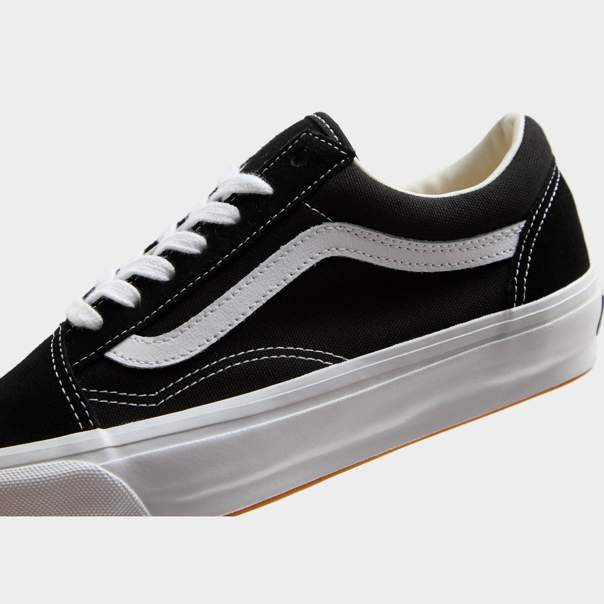 Black Vans Premium Old Skool 36 Women's