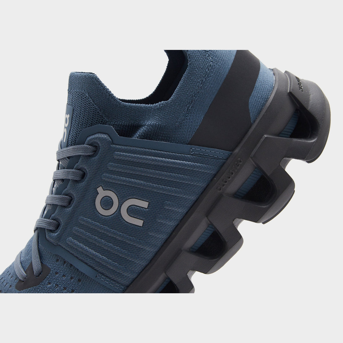 Blue On Running Cloudswift