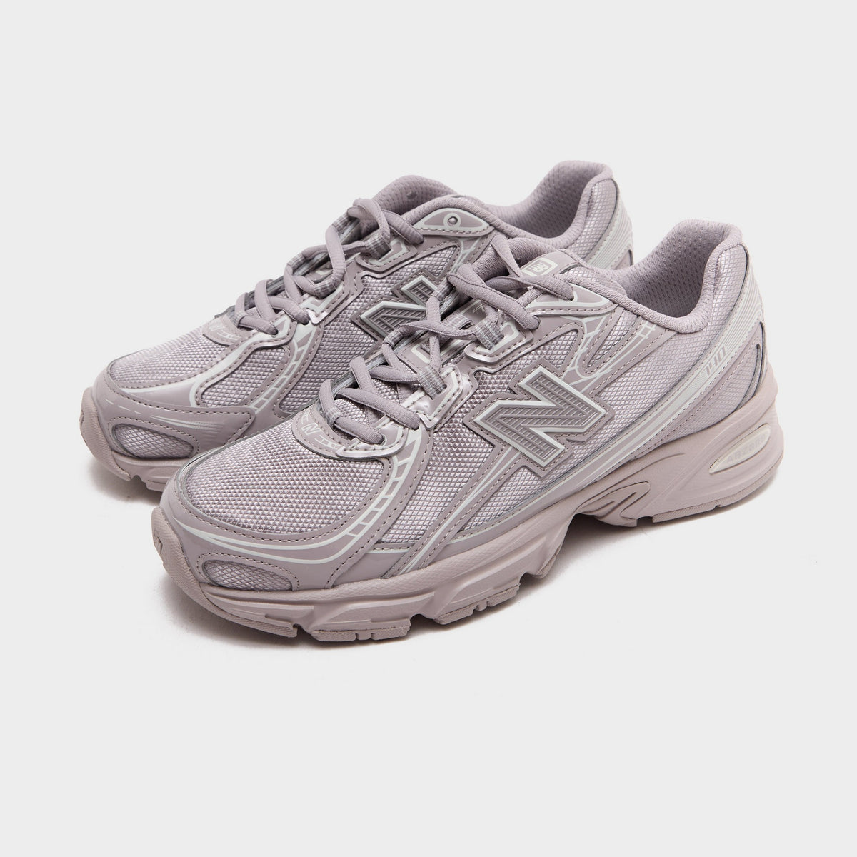 Brown New Balance 740 Women's