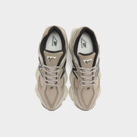 Brown New Balance 9060