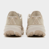 Brown Nike Pegasus Trail 3