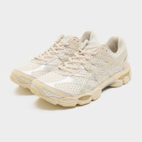 Cream ASICS GEL-CUMULUS 16 Women's