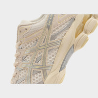 Cream ASICS GEL-CUMULUS 16 Women's