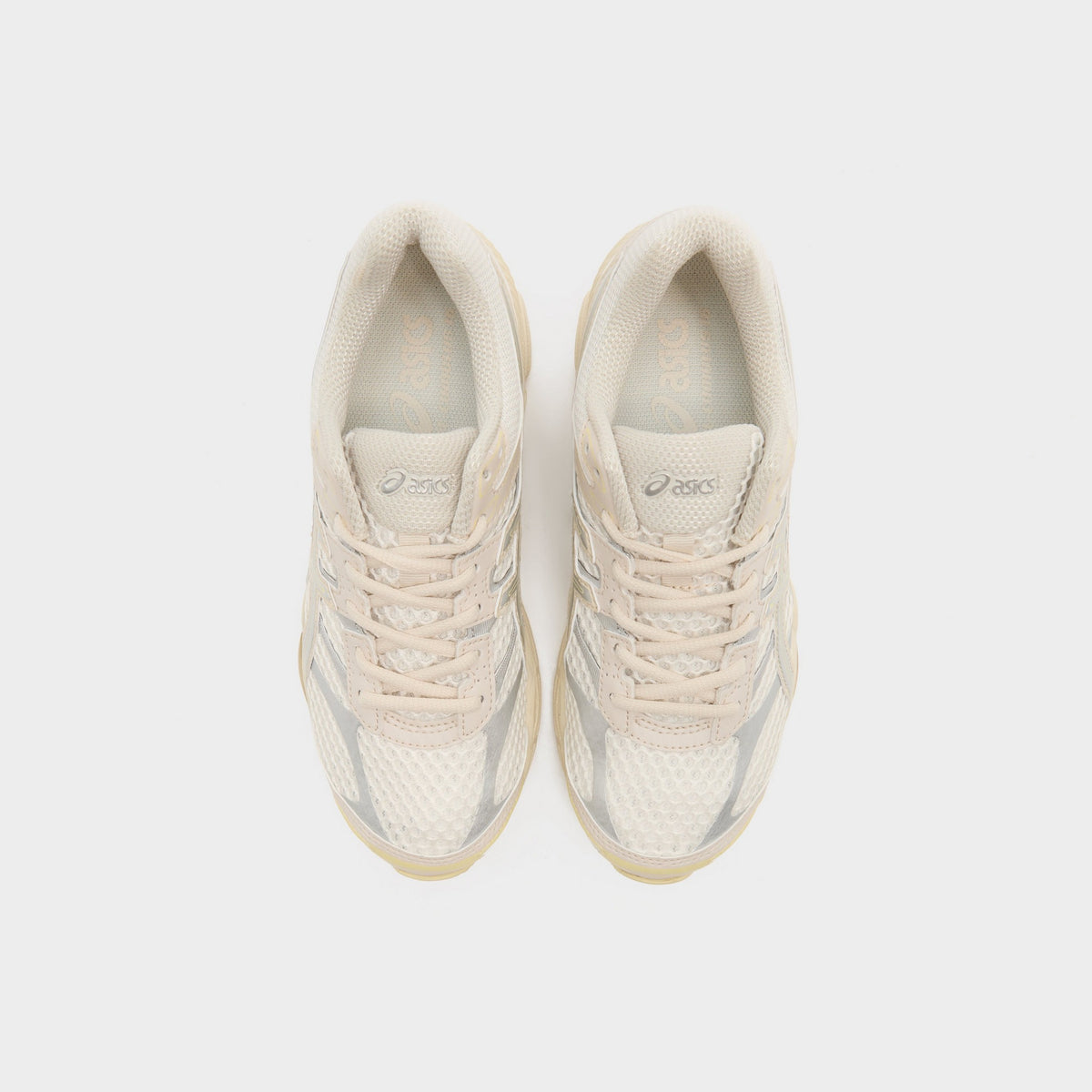 Cream ASICS GEL-CUMULUS 16 Women's