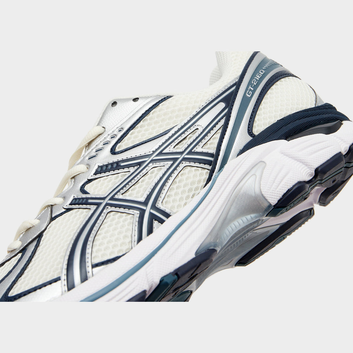 Cream ASICS GT-2160