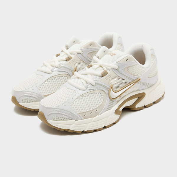 Cream Nike V5 RNR Women's