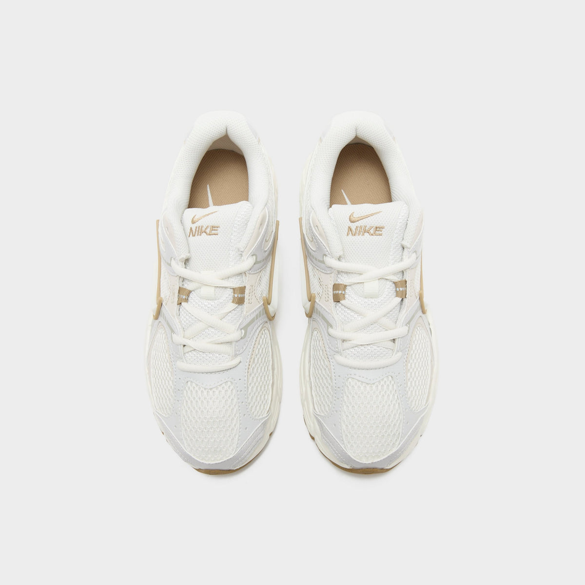Cream Nike V5 RNR Women's