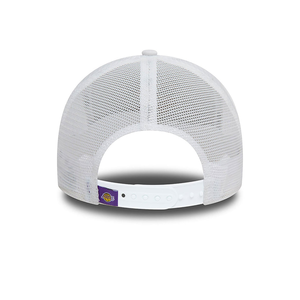 NEW ERA 9FORTY A-FRAME LA LAKERS TRUCKER WHITE MEN CAP - Cap On