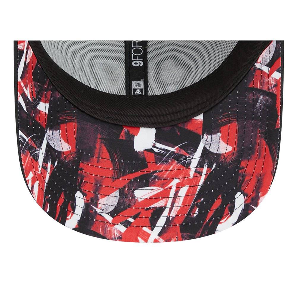 New Era Chicago Bulls Game Play 9Forty® Cap - Cap On