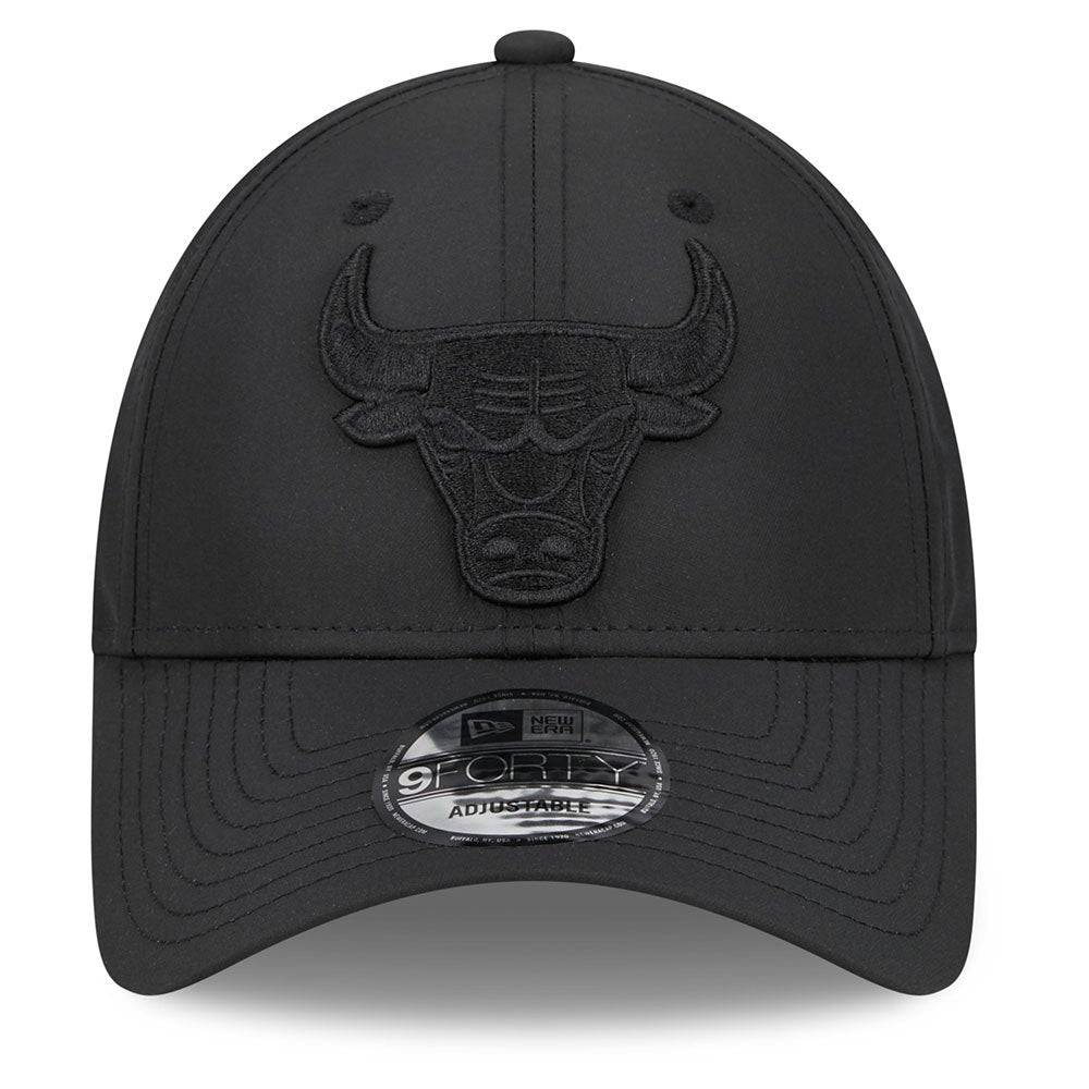 New Era Chicago Bulls Game Play 9Forty® Cap - Cap On