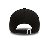 New Era Chicago Bulls Gradient Infill Black 9FORTY Adjustable Cap - Cap On