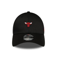 New Era Chicago Bulls Home Field Black 9FORTY A-Frame Trucker Cap - Cap On
