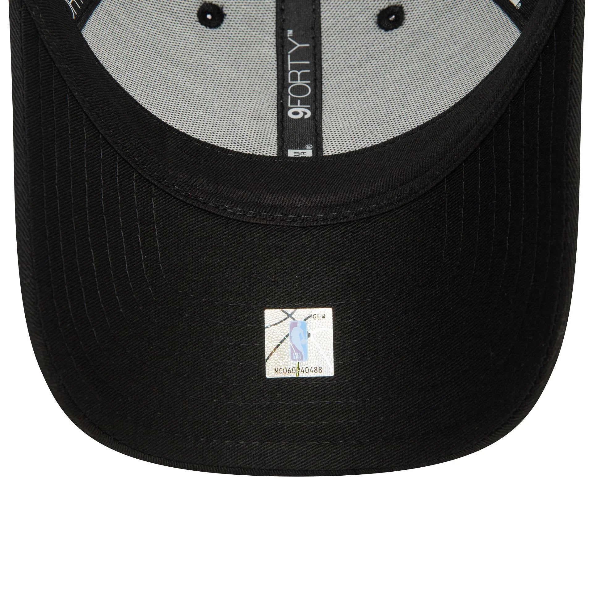 New Era Chicago Bulls Home Field Black 9FORTY Adjustable Trucker Cap - Cap On