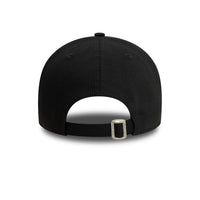 New Era Chicago Bulls Metallic Pin Black 9FORTY Adjustable Cap - Cap On