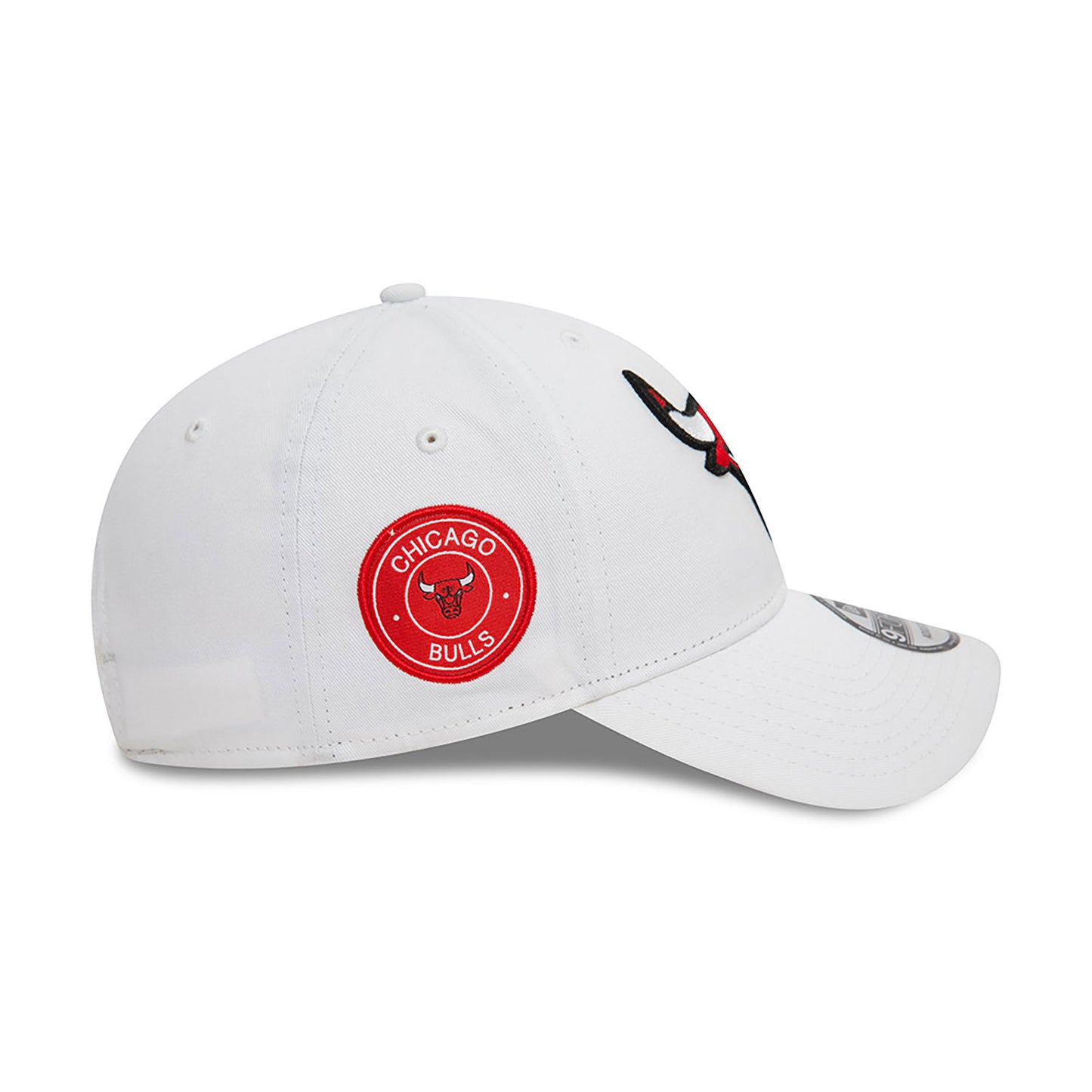 New Era Chicago Bulls NBA White 9FORTY Adjustable Cap - Cap On