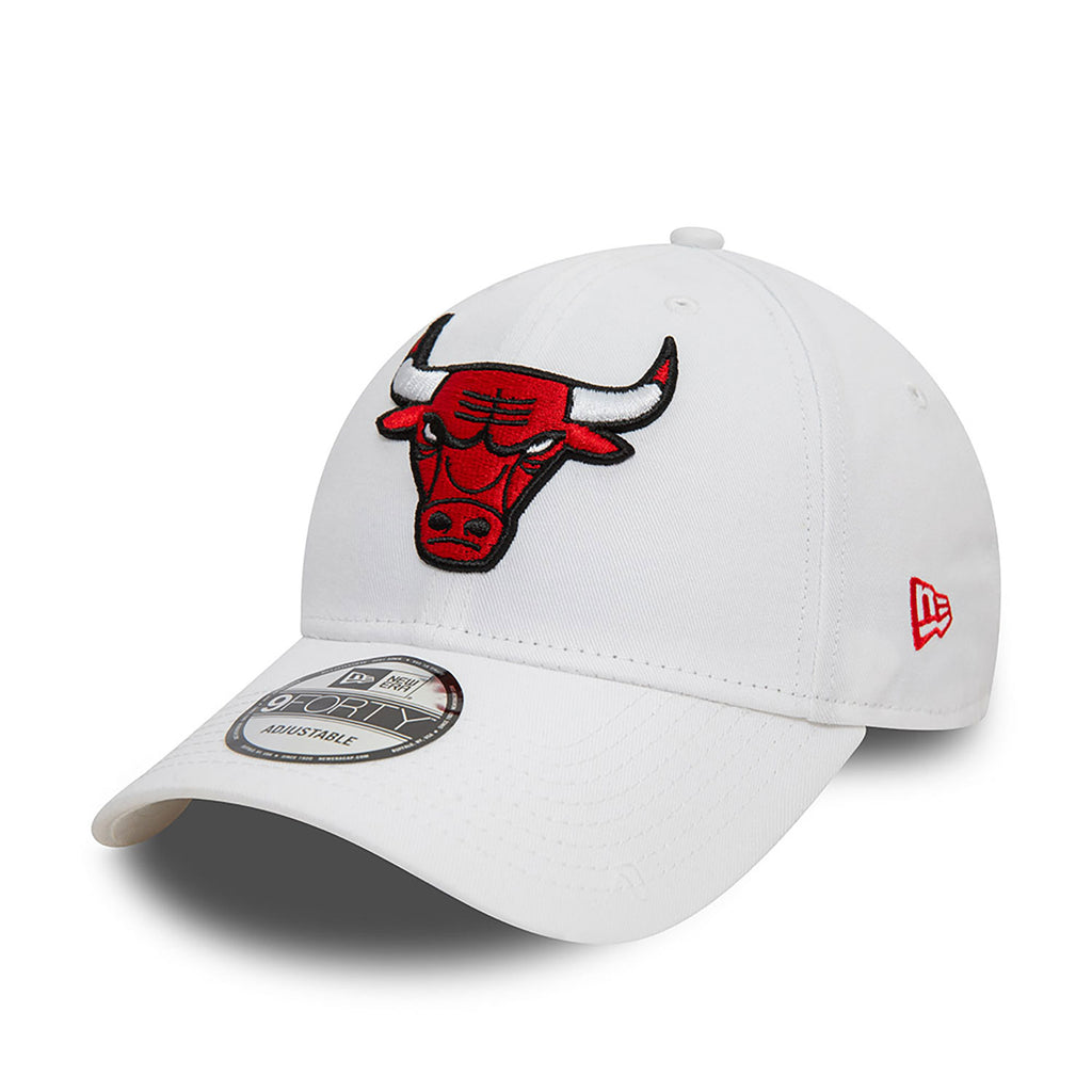 New Era Chicago Bulls NBA White 9FORTY Adjustable Cap - Cap On