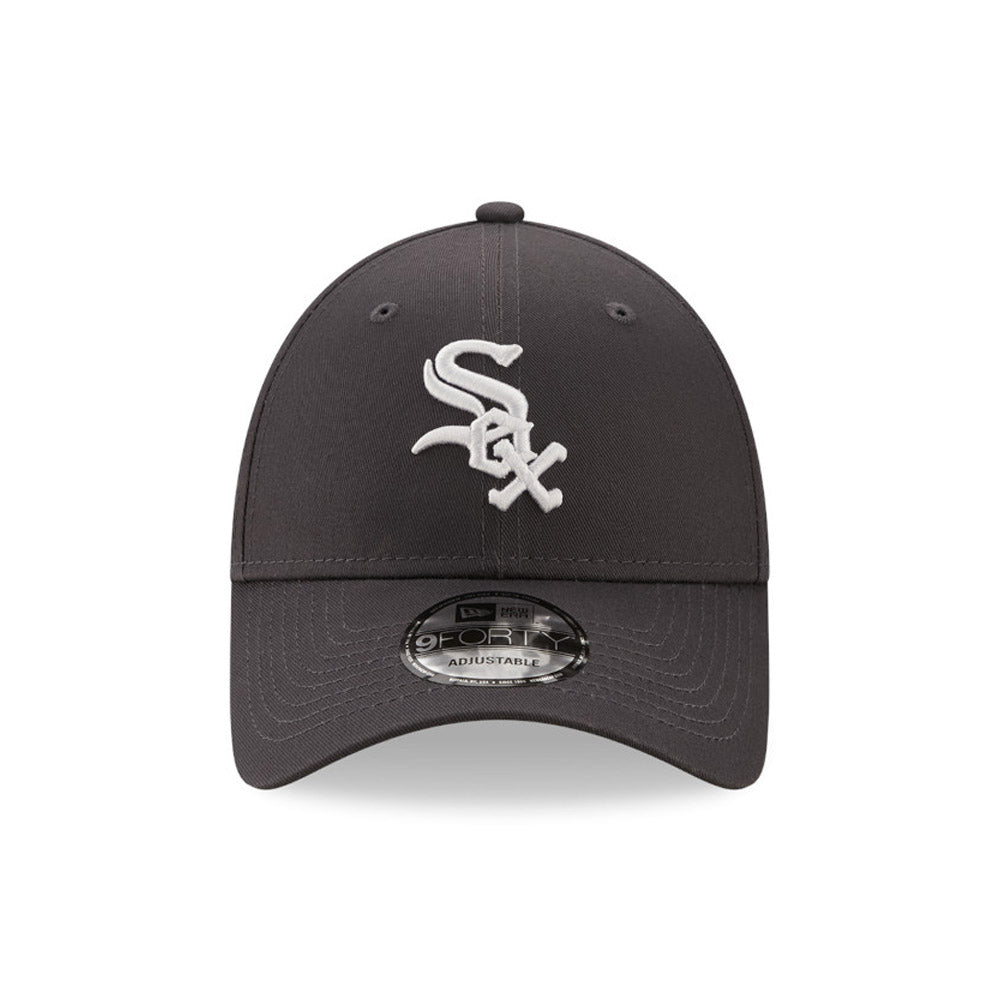 New Era Chicago White Sox League Essential Dark Grey 9FORTY Adjustable Cap - Cap On