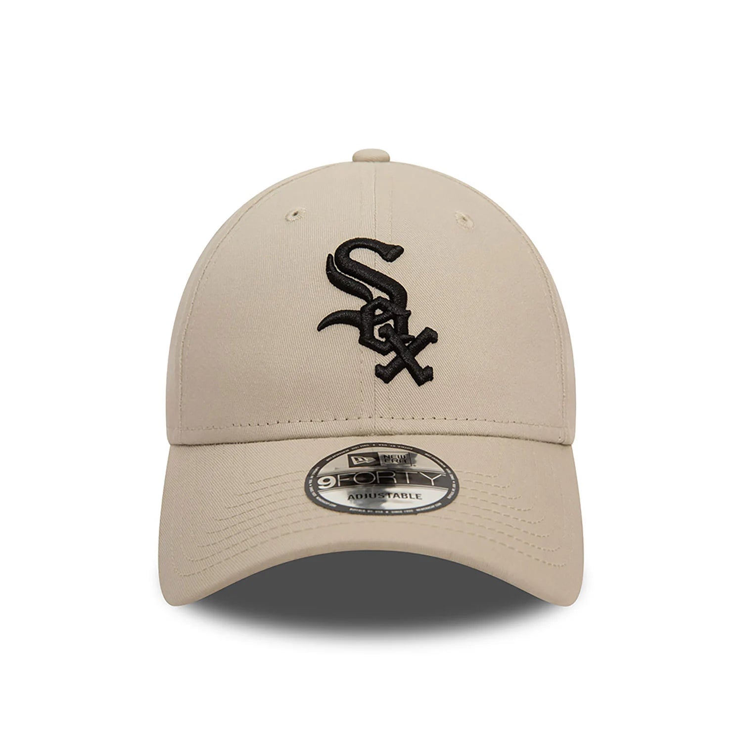 New Era Chicago White Sox League Essential Light Beige 9FORTY Adjustable Cap - Cap On