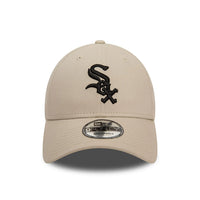 New Era Chicago White Sox League Essential Light Beige 9FORTY Adjustable Cap - Cap On
