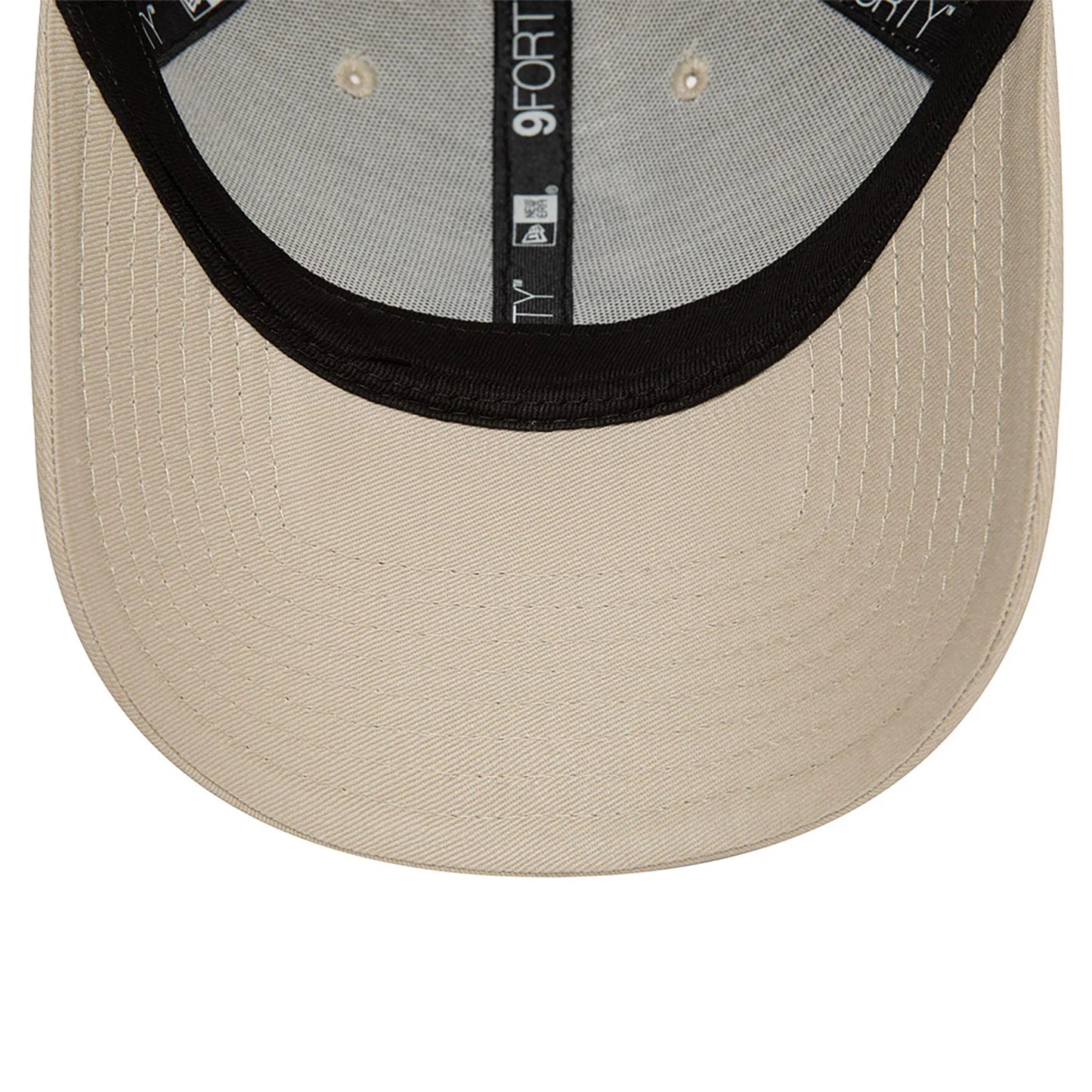New Era Chicago White Sox League Essential Light Beige 9FORTY Adjustable Cap - Cap On