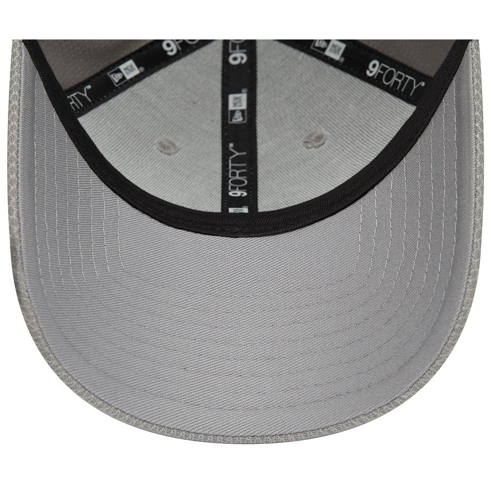 New Era Diamond 9Forty New York Yankees Cap - Cap On