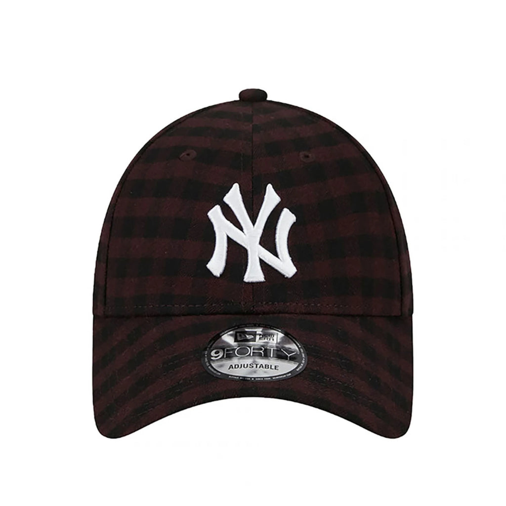 New Era Flannel 9FORTY New York Yankees Cap - Cap On
