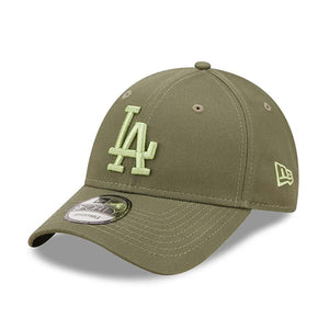 New Era LA Dodgers League Essential Green 9FORTY Adjustable Cap - Cap On