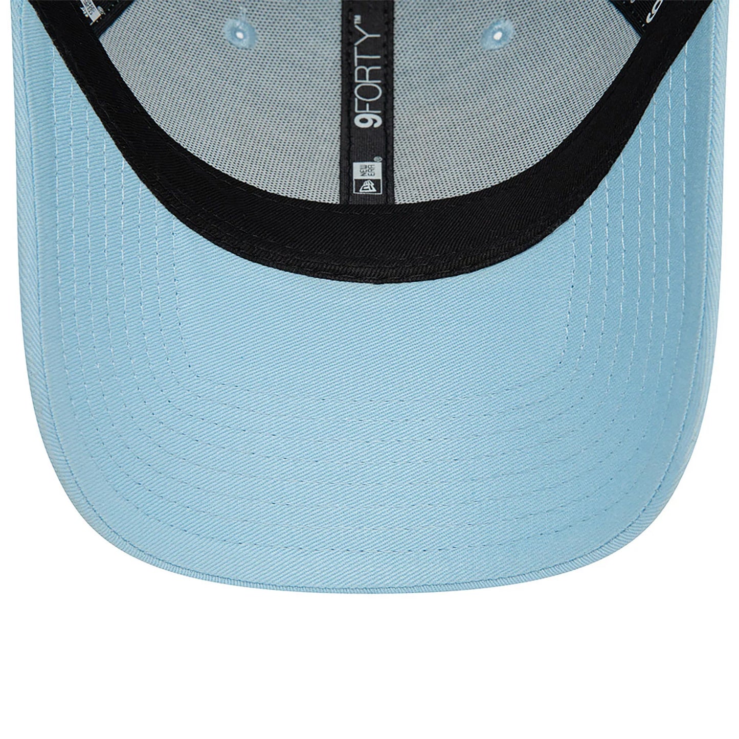 New Era LA Dodgers League Essential Pastel Blue 9FORTY Adjustable Cap - Cap On