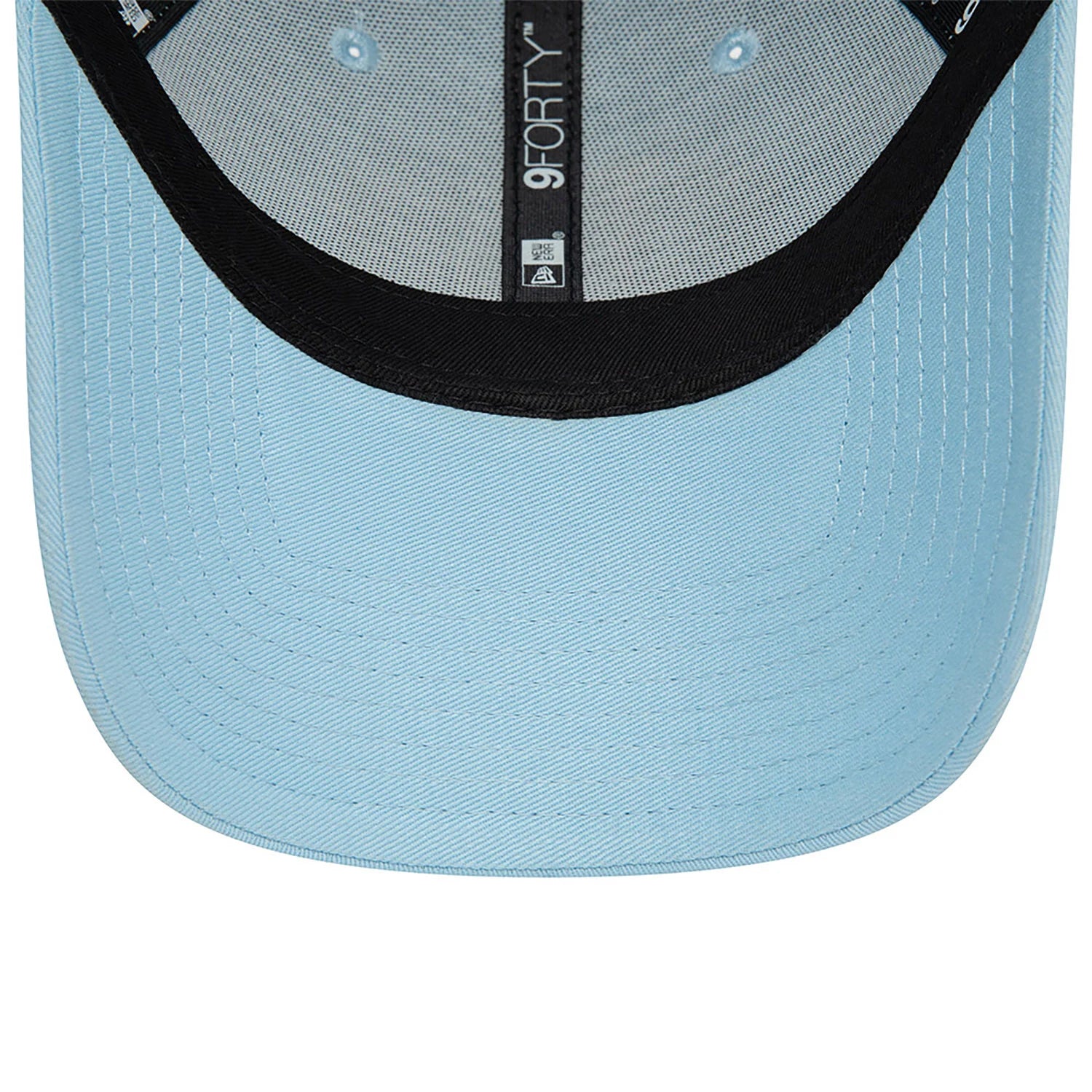 New Era LA Dodgers League Essential Pastel Blue 9FORTY Adjustable Cap - Cap On
