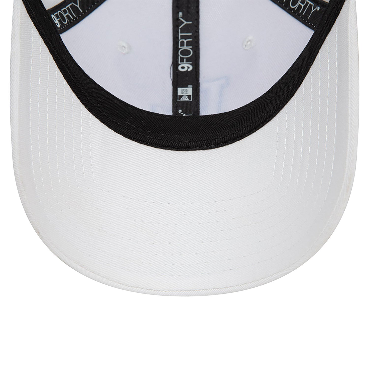 New Era LA Dodgers Team Outline White 9FORTY Adjustable Cap - Cap On