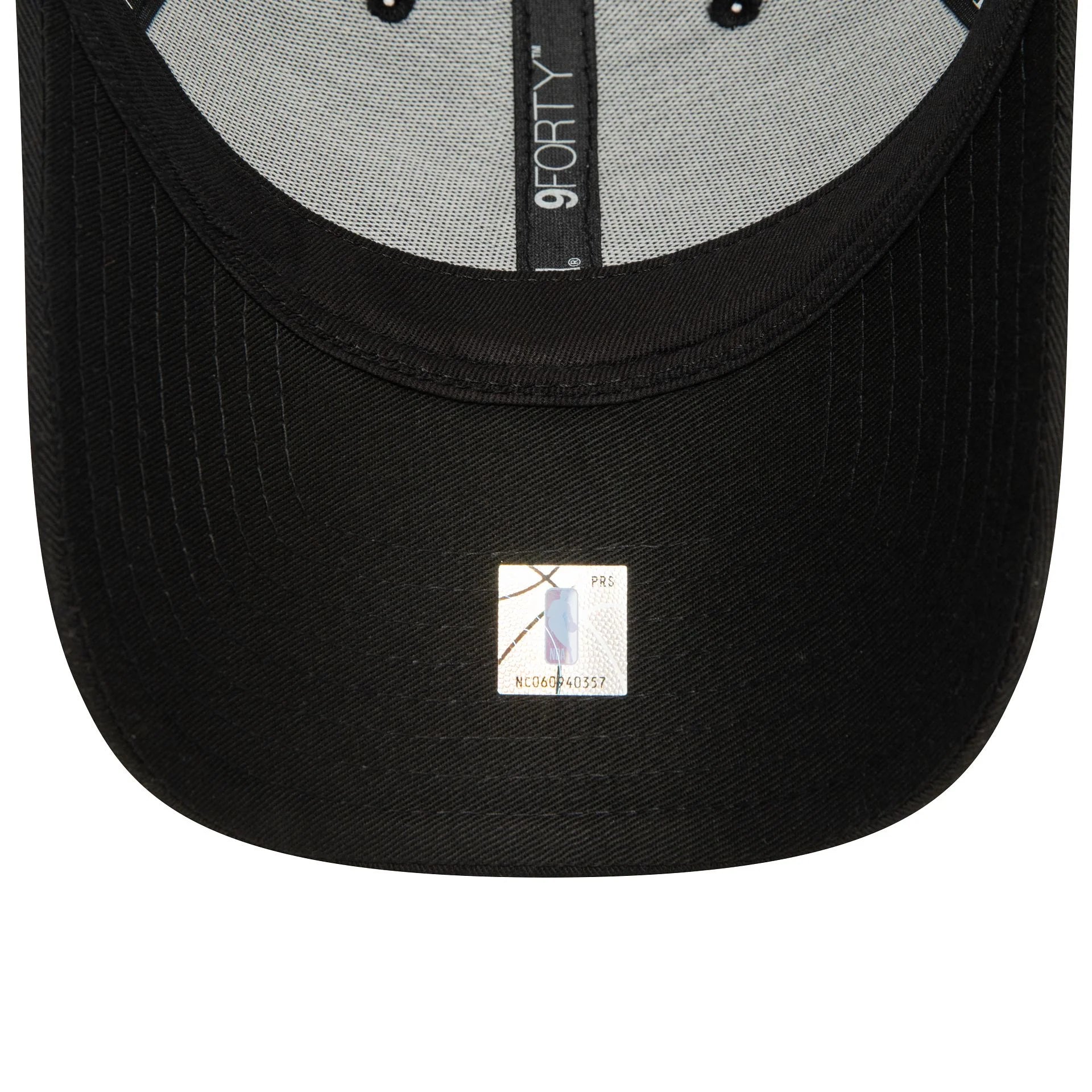 New Era LA Lakers Home Field Black 9FORTY Adjustable Trucker Cap - Cap On
