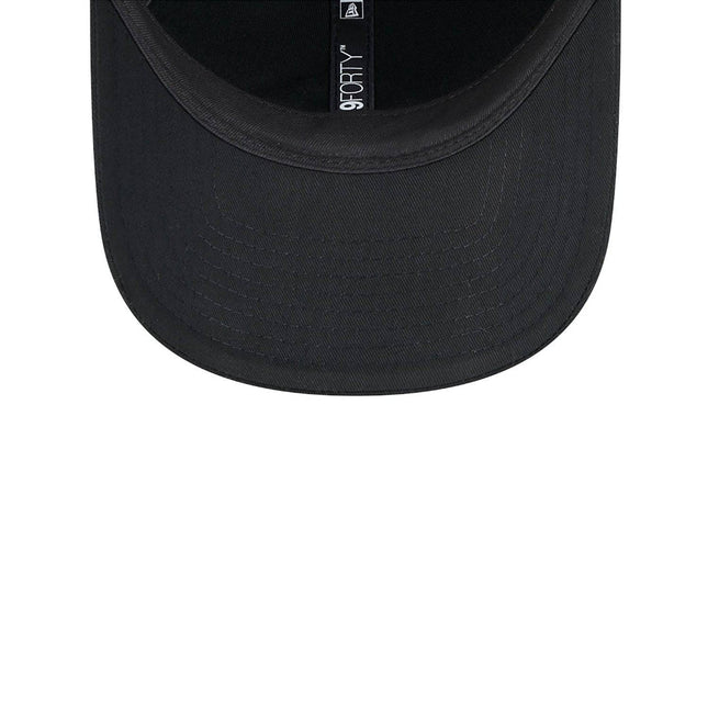 New Era LA Lakers Pin Logo Black 9FORTY Adjustable Cap - Cap On