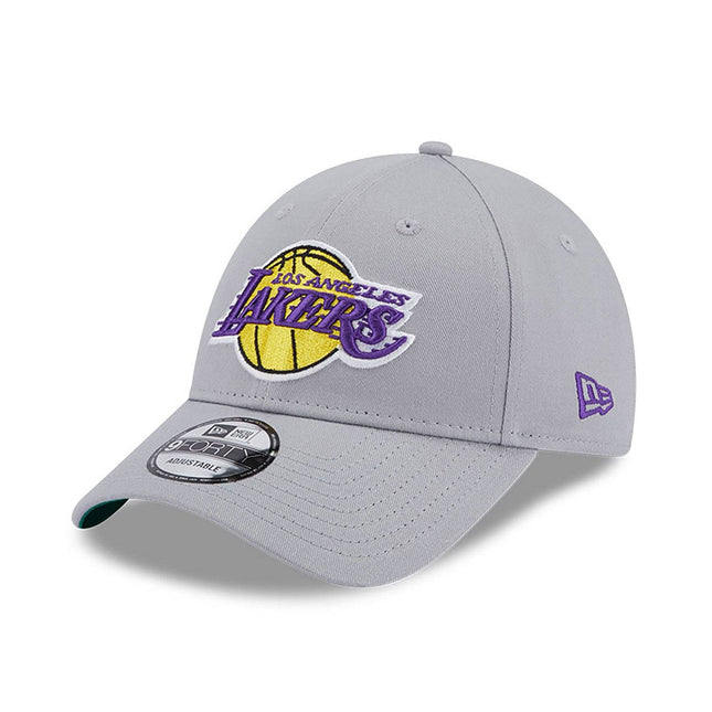 New Era LA Lakers Team Side Patch Grey 9FORTY Adjustable Cap - Cap On